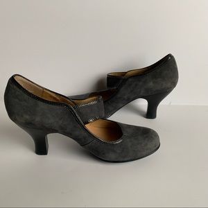 Sofft Suede Gray Stacked Heel Pumps